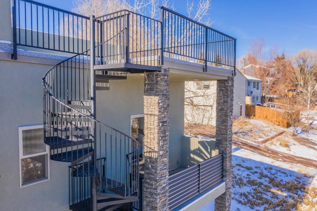 4Bd Home W Rooftop Patio Fire Pit & Mountain Views Colorado Springs Bagian luar foto